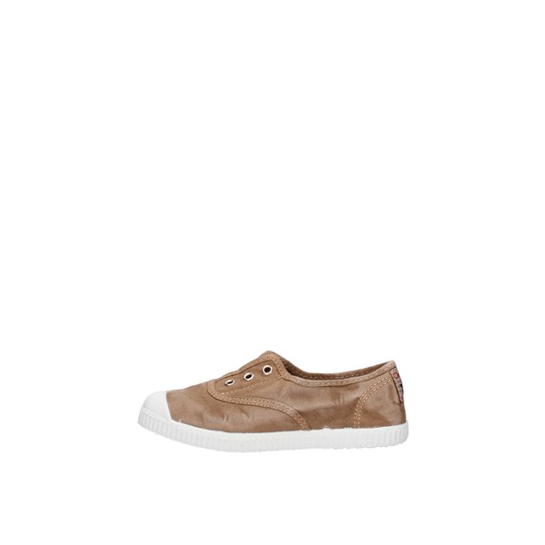 Cienta Slip on Beige