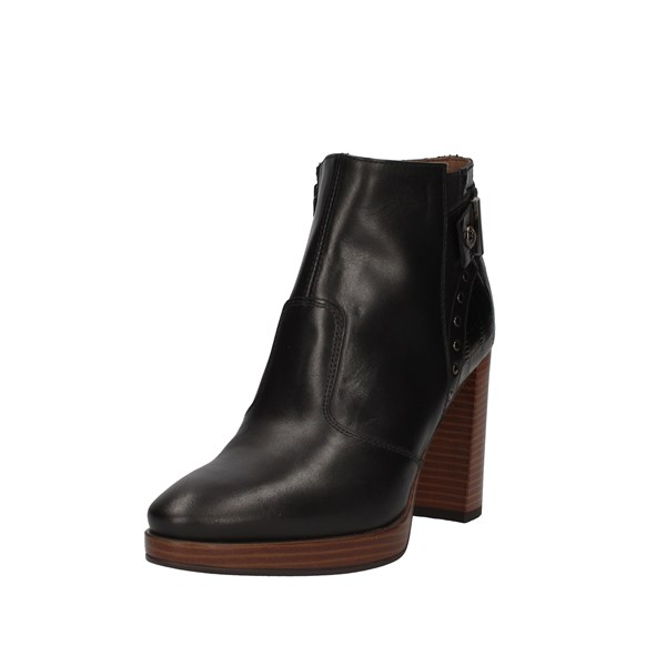 Nero Giardini Shoes Woman boots Black I116710D