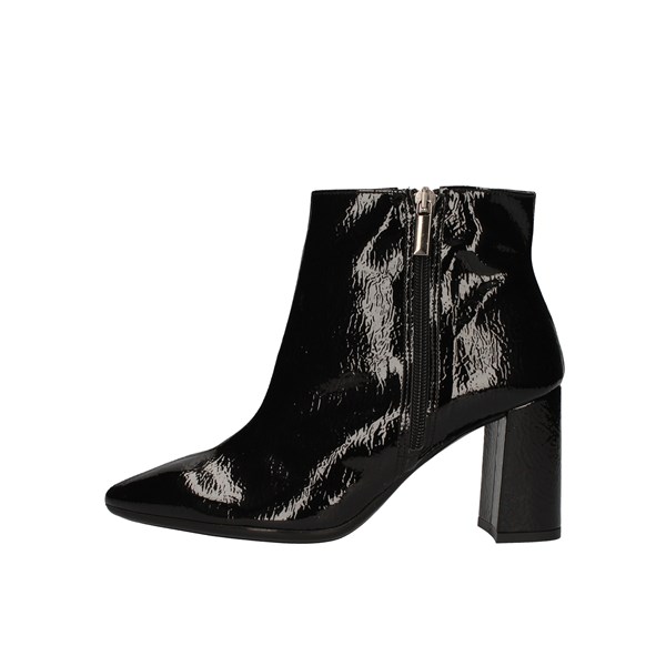 Pregunta Shoes Woman boots Black IC247605K
